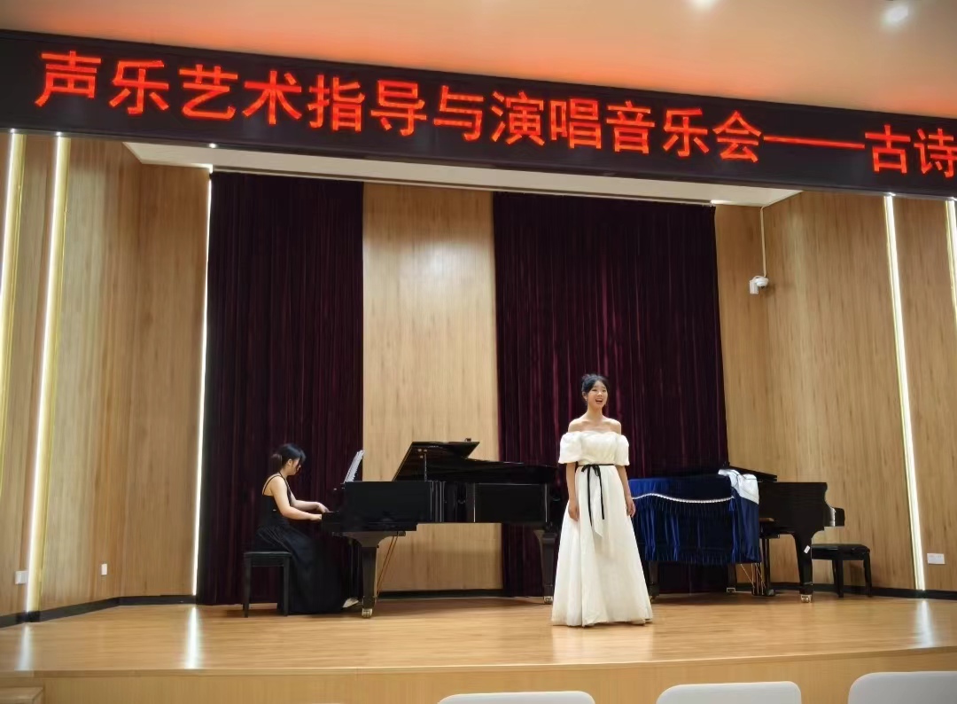 e3c804e027214f609e7bbdc9511b81e2.jpg e3c804e027214f609e7bbdc9511b81e2.jpg